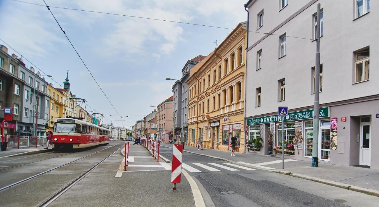 Nice Home To Stay At Prague Close To Castle With Terrace And Garden Exterior photo